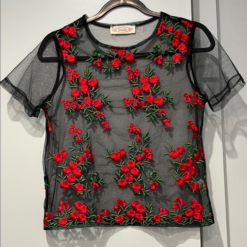 Red and Black Floral Embellished Crop Blouse Short Sleeve